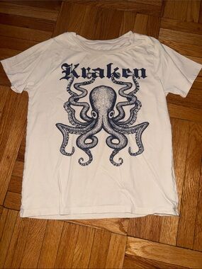 Peek Off-White Tee with Navy Kraken Print size M (8)